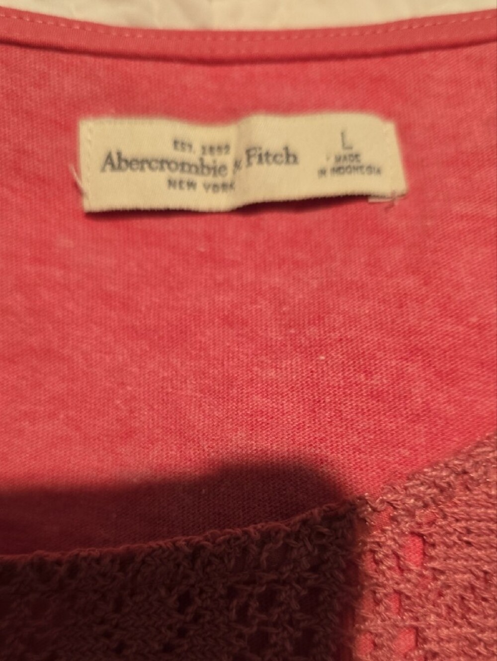 Abercrombie & Fitch Coral Knit Top with Lace Detail - Picture 3 of 4